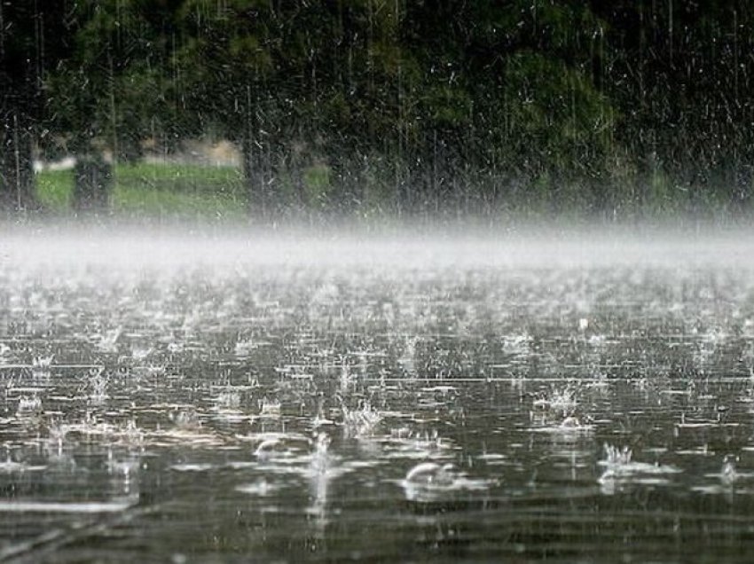 Reshje dhe shtrëngata, si parashikohet situata meteorologjike për diten e sotme në Shqipëri