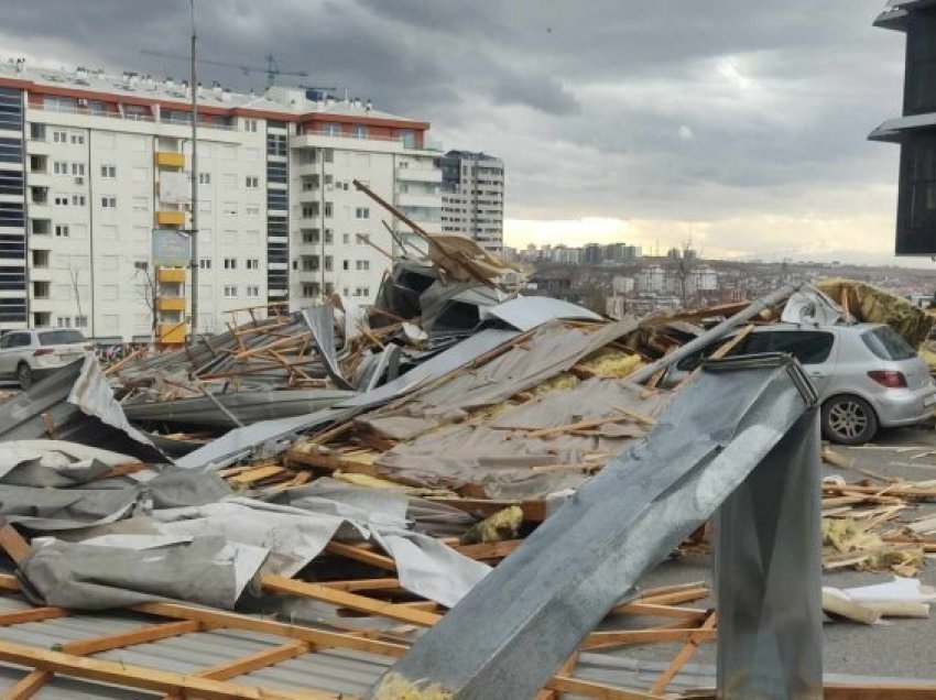 Këta janë dy personat që u arrestuan për rënien e kulmit në objektin e Komunës së Prishtinës