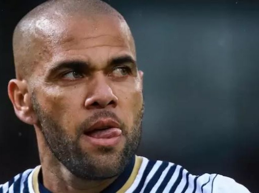 Nëna e Dani Alves flet për komplot