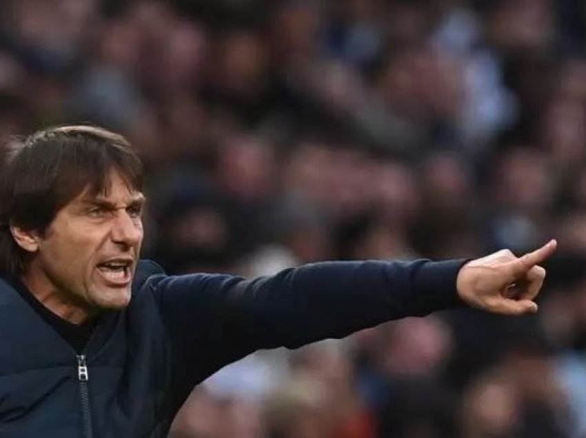 Conte “shpëtimtari i atdheut”