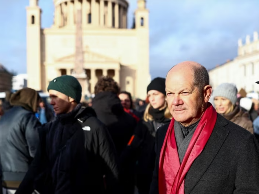 Scholz: Në Gjermani po rriten rrjetet e errëta neo-naziste