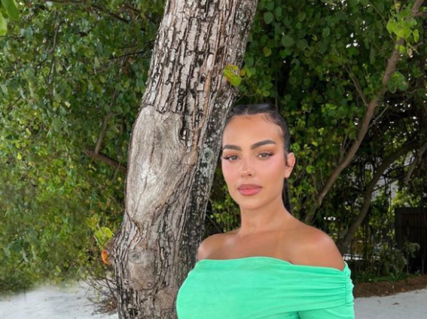 Ditëlindja e 30-të: Georgina Rodriguez mahnit me linjat trupore nga ishujt Maldive