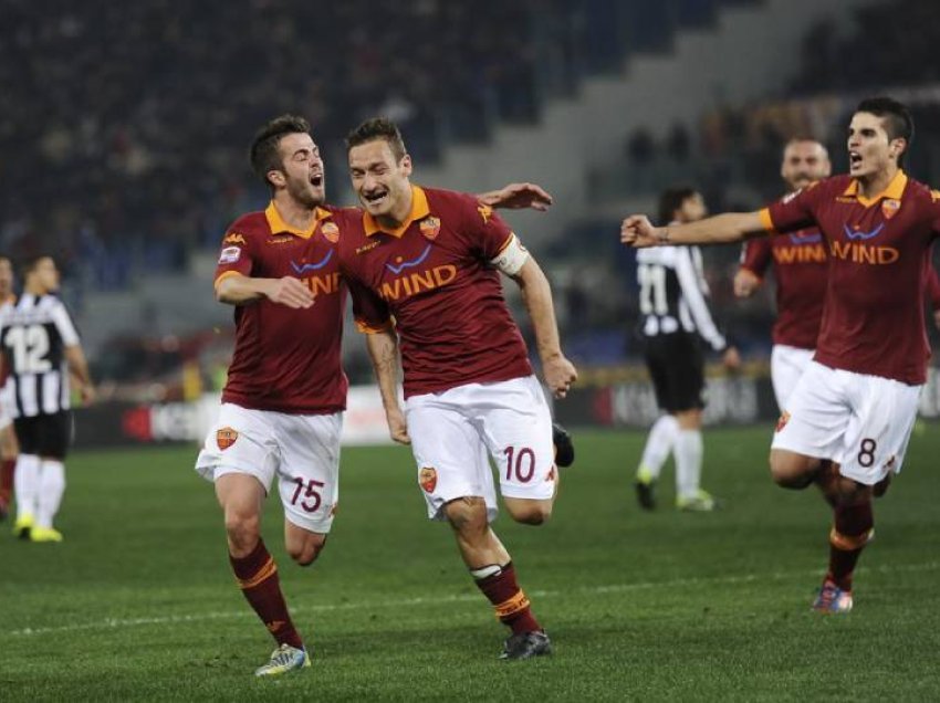 Mesfushori i Juves: Idhulli im? Totti