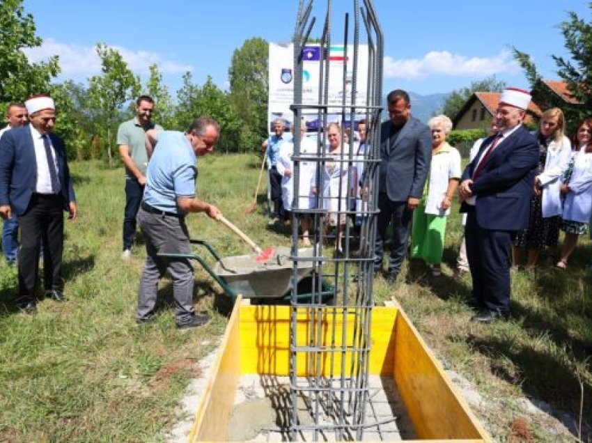 Në Gurakoc vihet gurthemeli i QMF-së, donacion i siguruar nga Bashkësia Islame