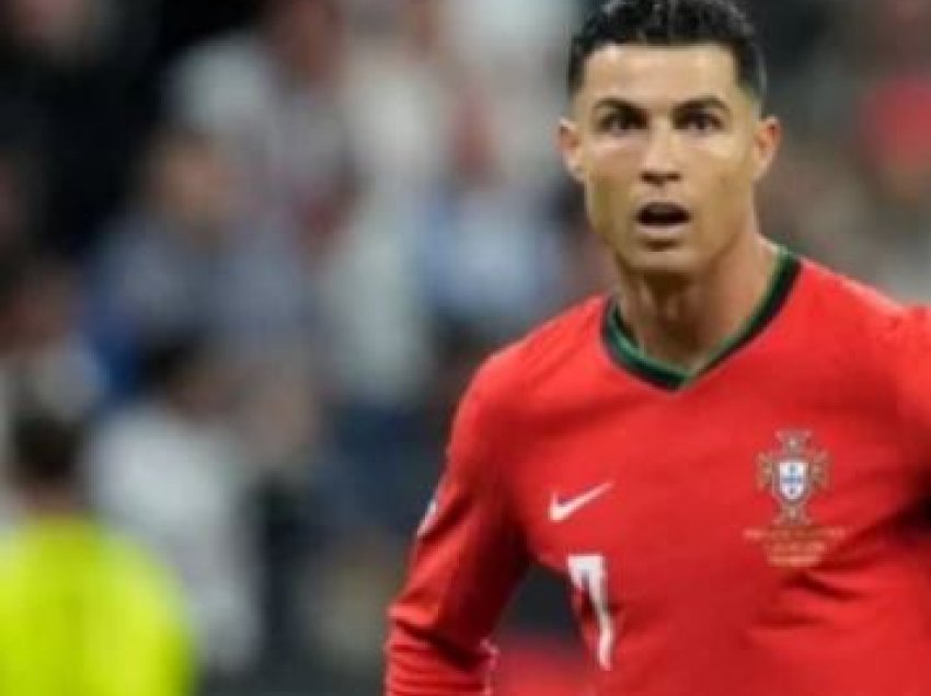 Ronaldo është në sulmin e Portugalisë