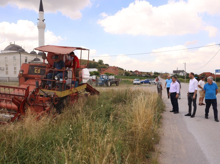 Drejtori i Bujqësisë, hap zyrtarisht fushatën e korrje-shirjeve në Komunën e Gjilanit 