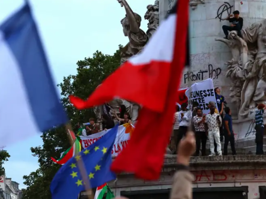 Francë: Fronti i majtë pak shanse për postin e kryeministrit