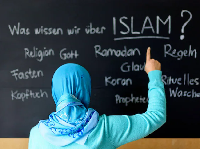 Konfliktet me myslimanët fundamentalistë: “Islami do të fitojë” - Klubi i Berlinit lufton kundër zhvillimeve shpërthyese