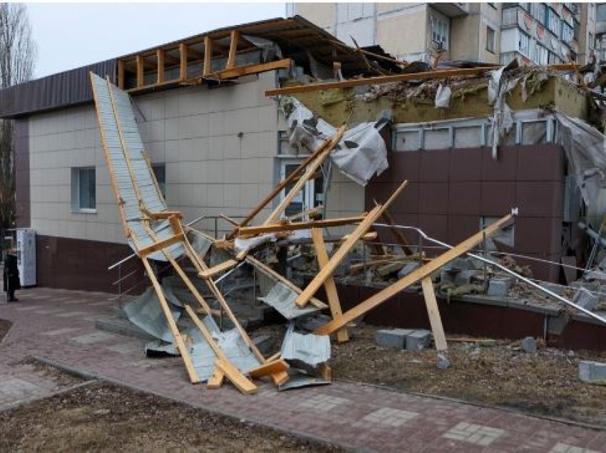 Një i vrarë dhe shtatë të plagosur pas një sulmi ukrainas në Belgorod