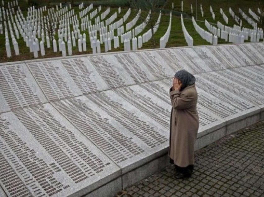 Kosova shpall sot 11 korrikun si ditë përkujtimore për gjenocidin në Srebrenicë