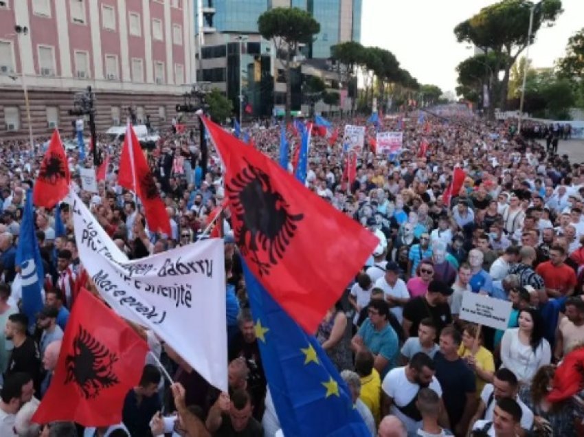 Opozita mban sot para Kryeministrisë protestën kombëtare