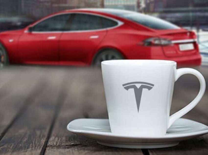 Skandal në fabrikën e Tesla në Gjermani, vidhen 65 mijë filxhanë kafeje