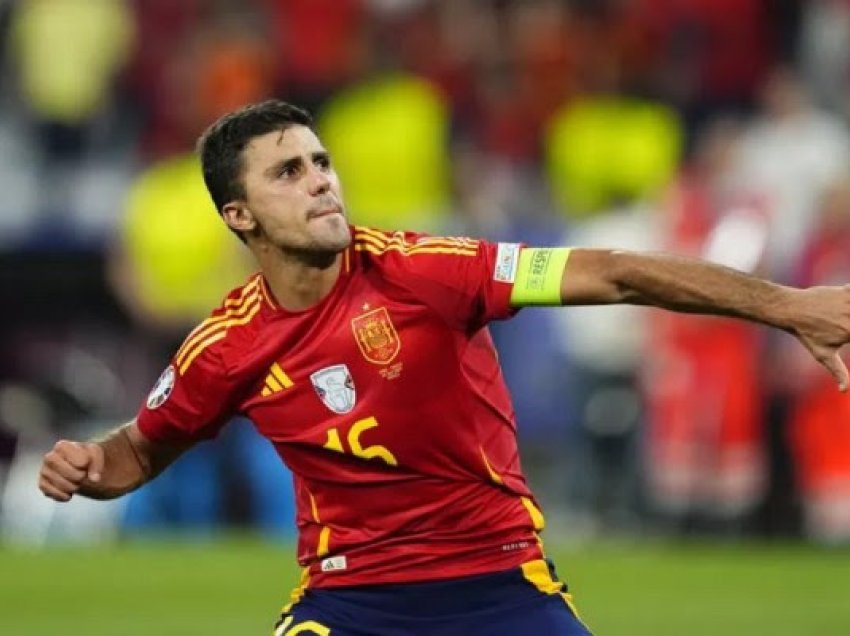 Rodri flet për Cityn dhe transferimin te Real Madridi