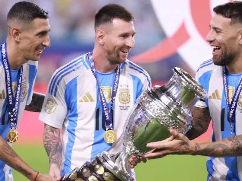 Messi bëhet lojtari më i trofeshëm në botë