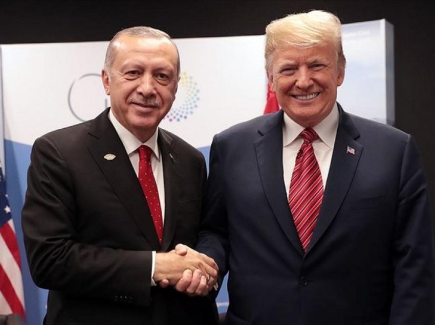 Erdogan zhvillon bisedë telefonike me ish-presidentin amerikan Donald Trump