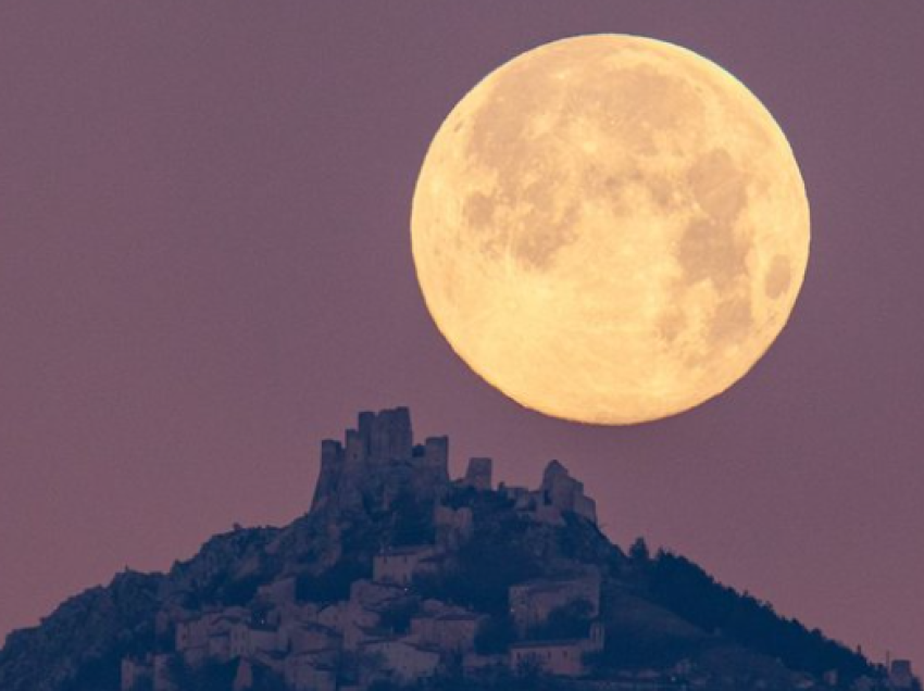 Hëna e plotë në Bricjap: Çfarë do të sjellë në shenjën tënde