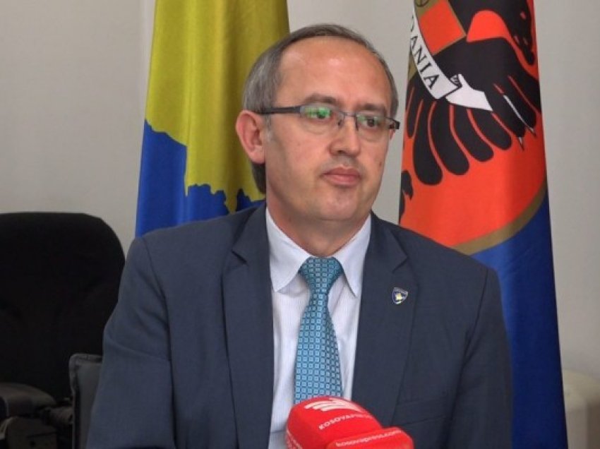 ​Hoti: Vendimi për lëvizjen e lirë me pasaporta ilegale, goditje për Kosovën