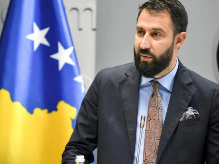 Krasniqi: Hapja e Urës së Ibrit në dobi të të gjithëve – liberalizimi për pasaportat ilegale i dëmshëm për integrimin e serbëve