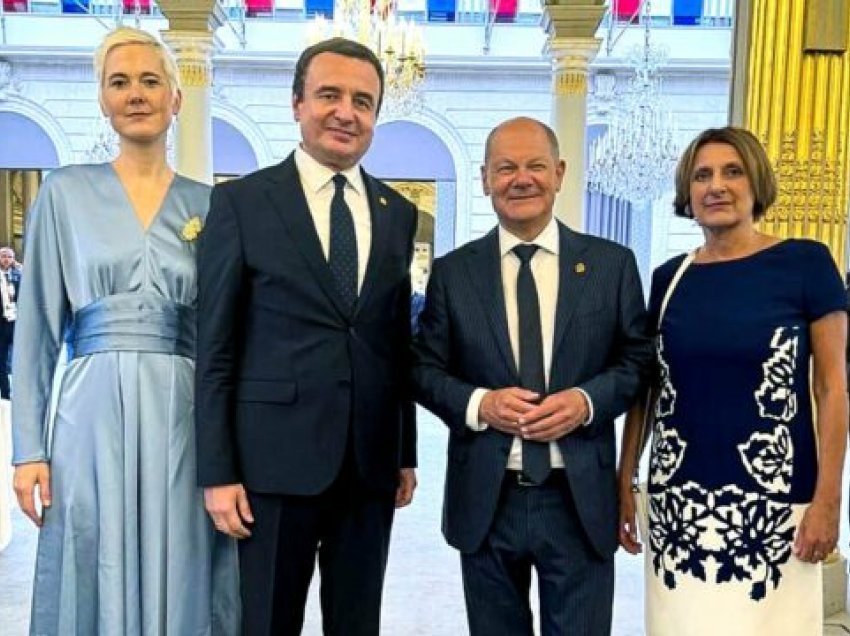 Kurti publikon pamje nga pritja që u bëri Macron në Pallatin Elysee, takohet me Scholz e liderë të tjerë