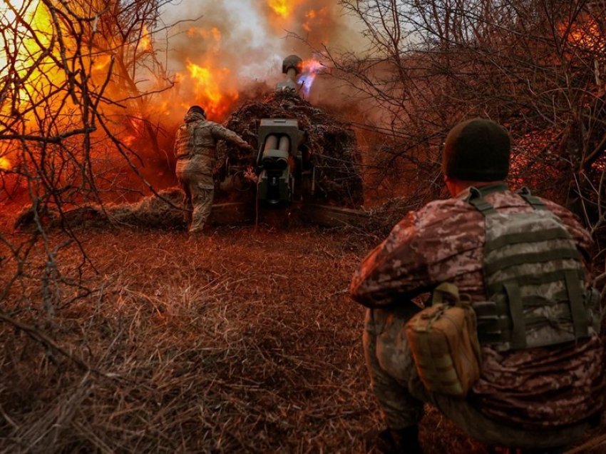 UAV-të ukrainas sulmojnë depon e naftës, 5 drone u rrëzuan mbi rajonin Kursk të Rusisë