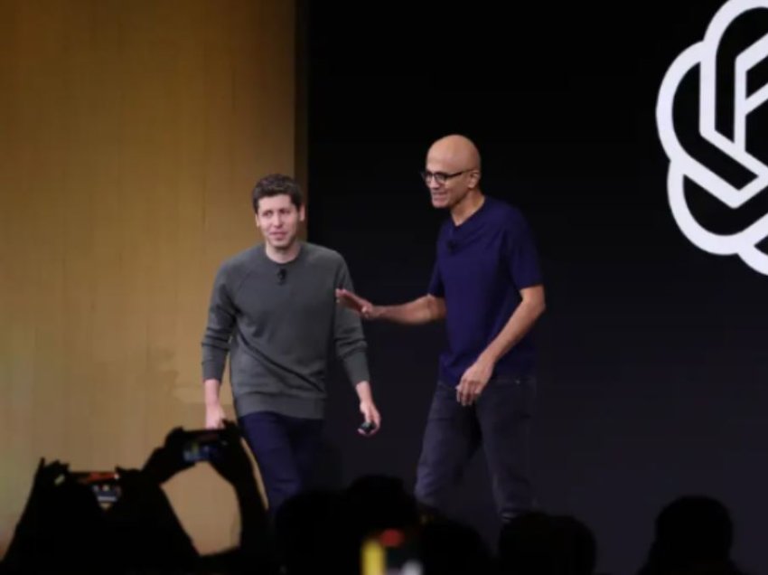 CEO i Microsoft, i shqetësuar për një marrëveshje OpenAI me Apple