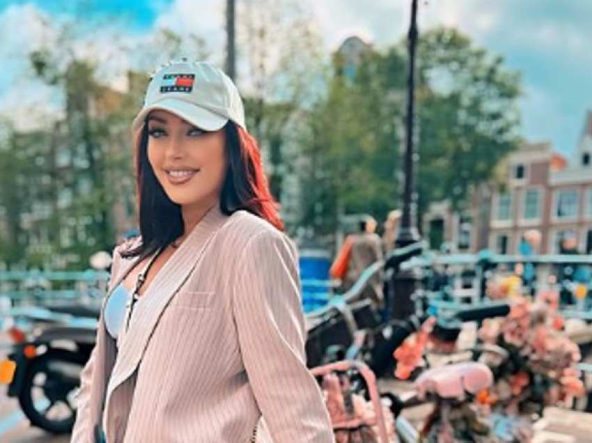 Ronela Hajati lajmërohet nga Amsterdami