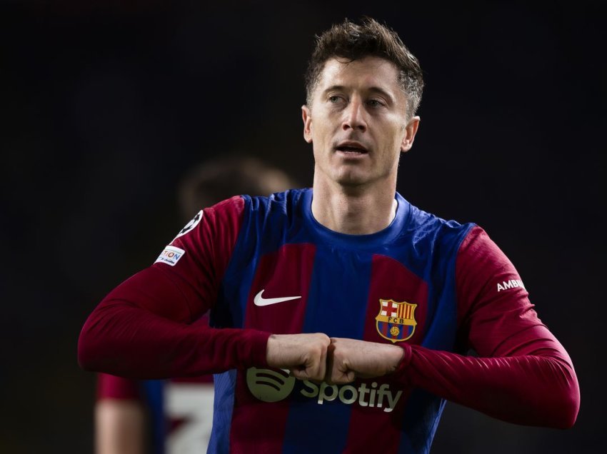 Lewandowski lidhet sërish me një largim nga Barcelona