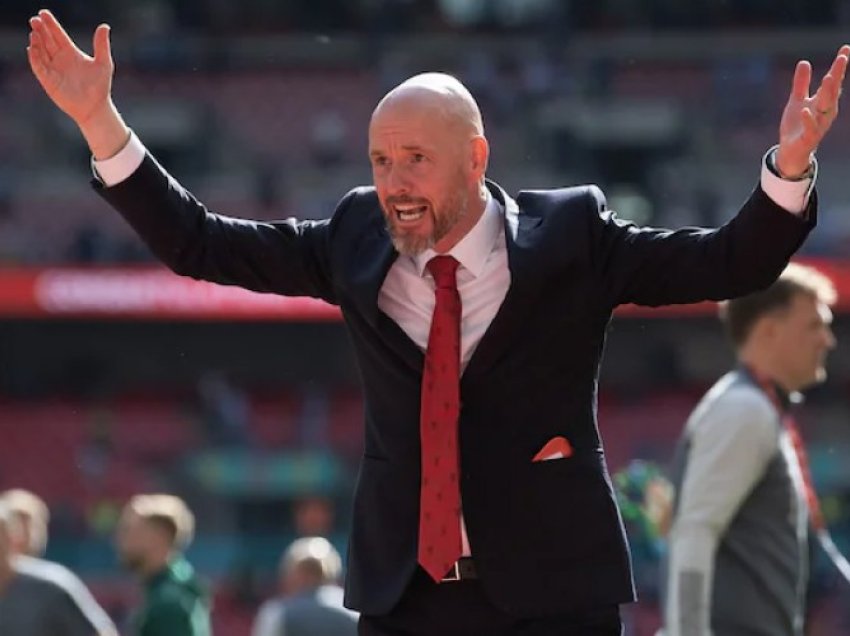 Ten Hag mbetet në krye të Manchester United-it