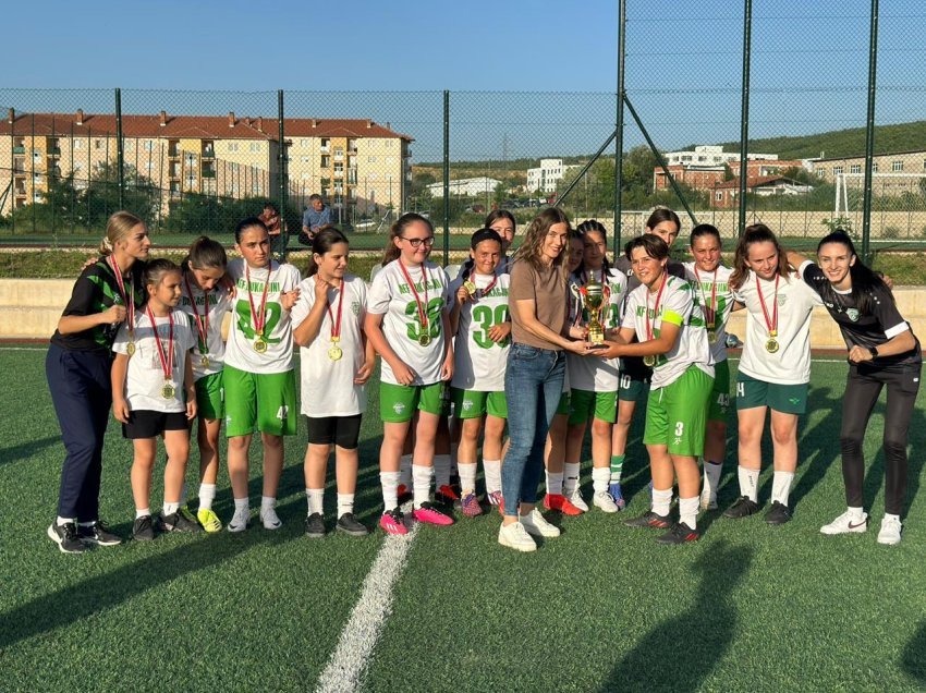 Vajzat e KFF Dukagjinit kampione në pilotprojektin e ligës U13 – U15 