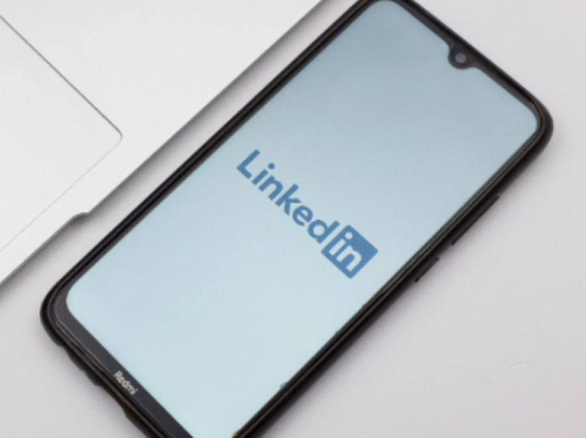 LinkedIn prezanton veçori të reja të fuqizuara nga AI