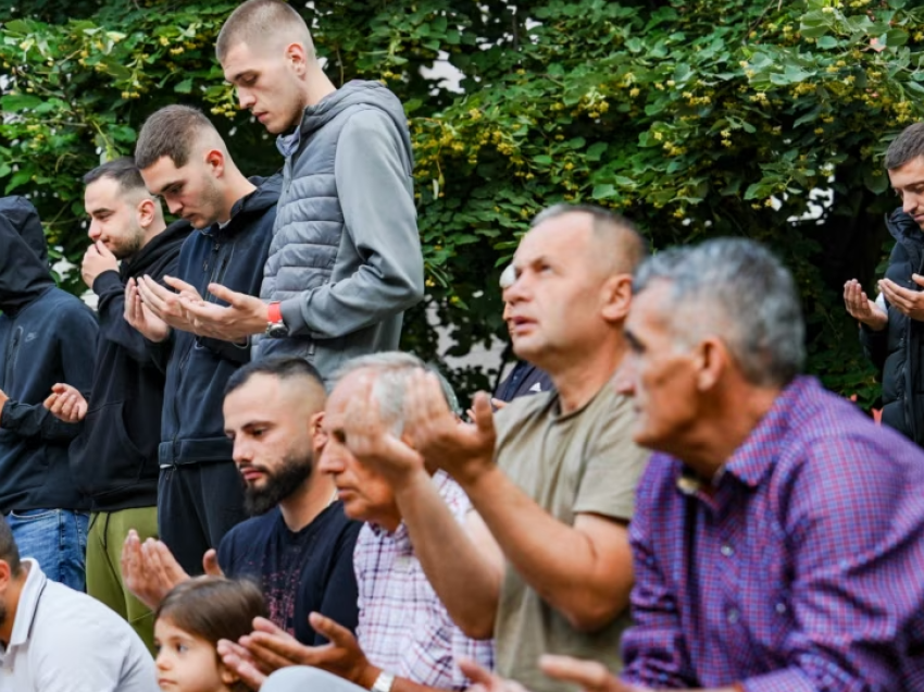 Liderët urojnë Kurban Bajramin me thirrjet për mirësi dhe tolerancë