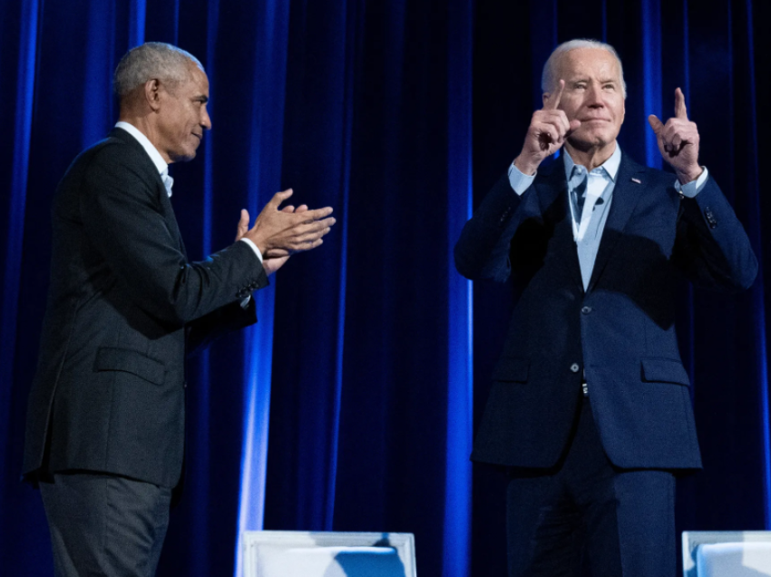 Presidentit Biden i ndodh e papritura në skenë, Obama e tërheq për krahu dhe...