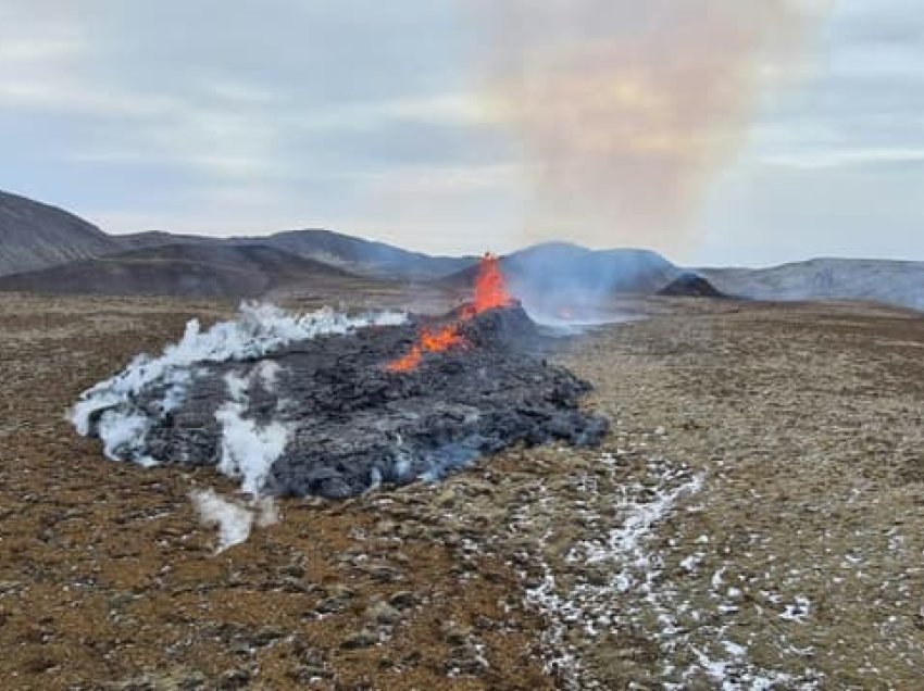 Islandë: Qyteti që natyra mbylli!