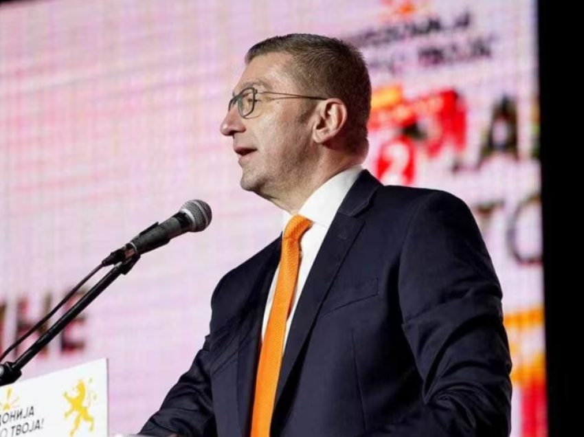 Mickoski prezanton në Kuvend përbërjen e Qeverisë së re