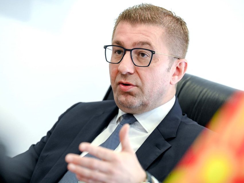 Mickoski: Një nga masat e para do të jetë ulja e tatimit në fitim, do t’i kthejmë të rinjtë në vend