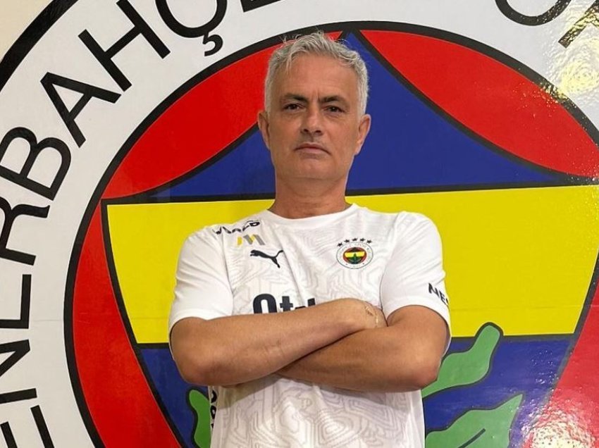 Mourinho kthehet në aksion, nis punën te Fenerbahce