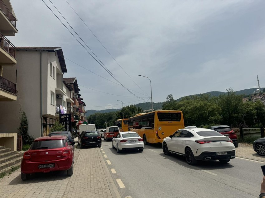 Lirohet rruga për qarkullim, Policia: Në rrugën për Gërmi nuk kishte mjet shpërthyes, por pajisje...