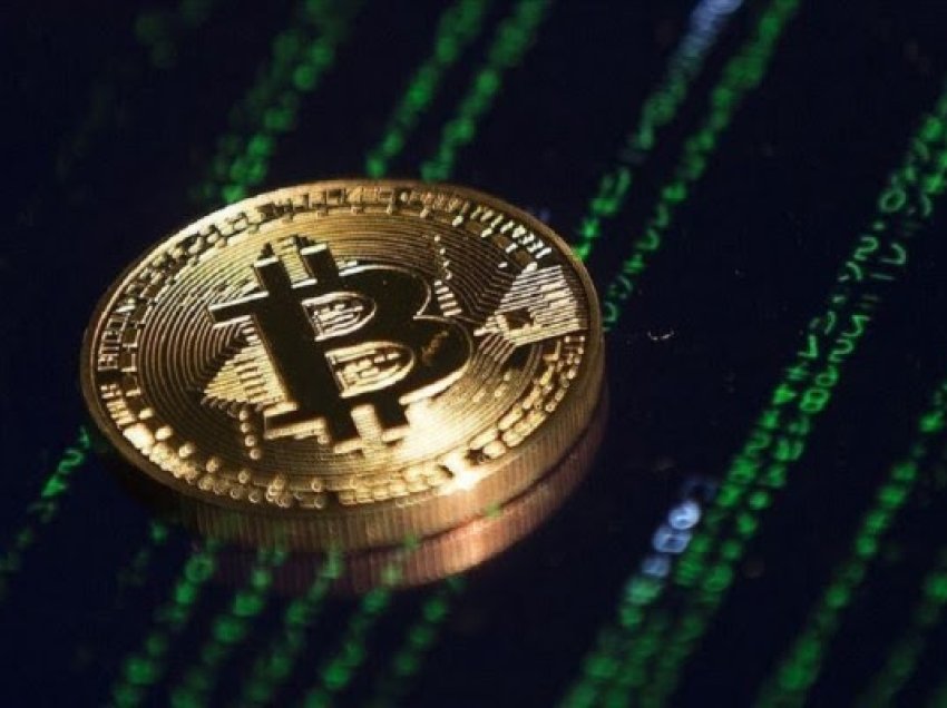 ​Bie ndjeshëm çmimi i Bitcoin