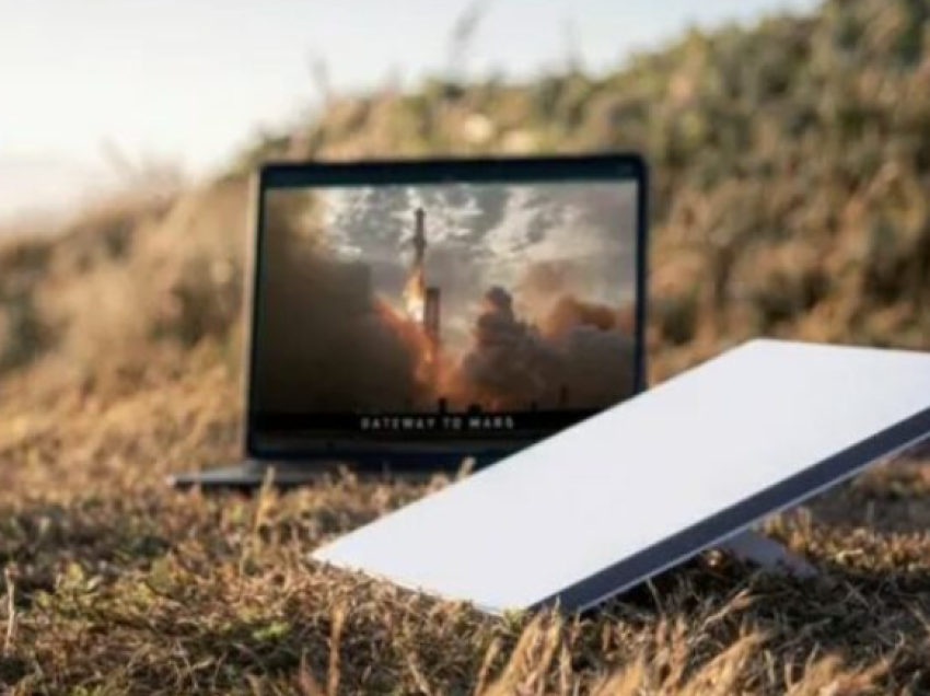 SpaceX zbulon antenën satelitore të internetit “Starlink Mini” që mund të futet në një çantë shpine