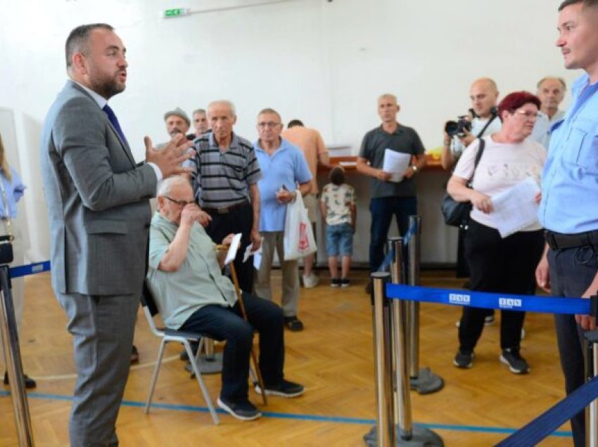 Toshkovski: Do të marrim masa intensive që çdo qytetar të marrë dokumentin e tij në procedurë dinjitoze dhe në afat të arsyeshëm