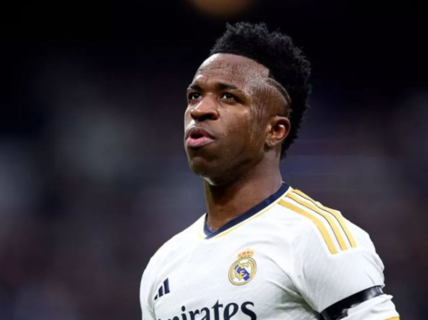 Vinicius reagon në rrjetet sociale për largimin e lojtarit nga Real Madridi