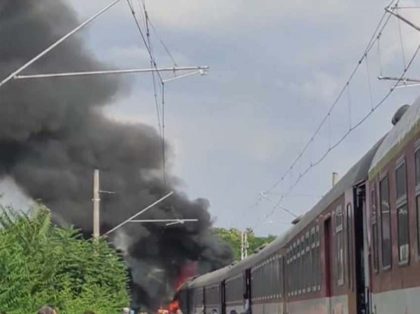 Autobusi përplaset me trenin në Sllovaki, raportohet për disa të vdekur dhe të plagosur