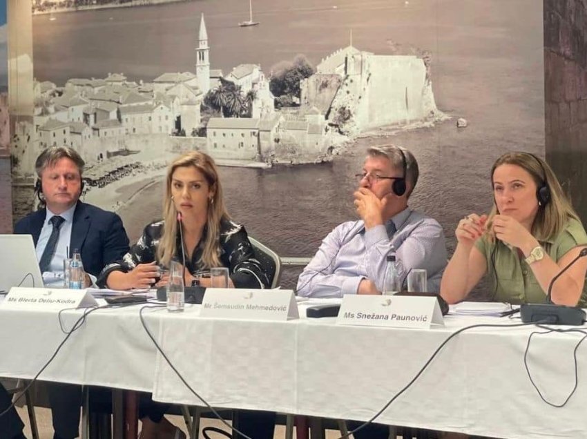 Dy deputete nga Kosova pjesëmarrëse në konferencën ndërparlamentare në Mal të Zi, serbët lëshojnë mbledhjen