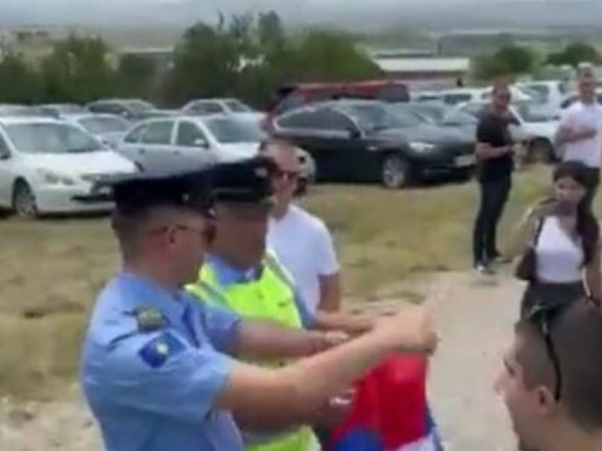 Tentoi të futej me flamur serb në monumentin Memorial të Gazimestanit, momenti kur bie shpejt në duart e Policisë