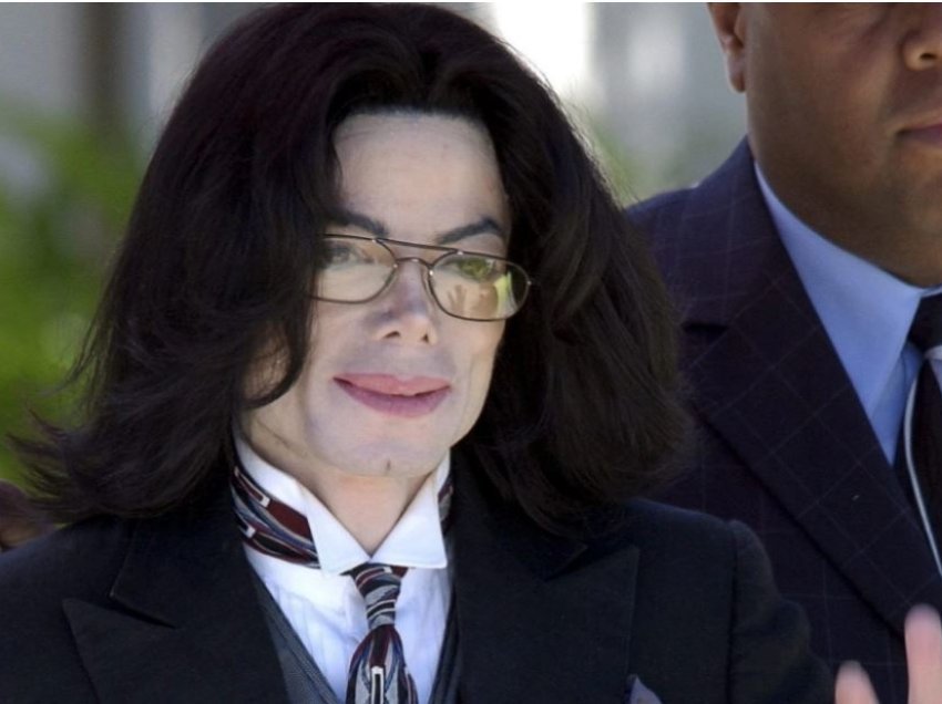 Michael Jackson në borxhe të mëdha para se të vdiste! Ja çfarë zbulojnë dokumentet e reja të gjykatës