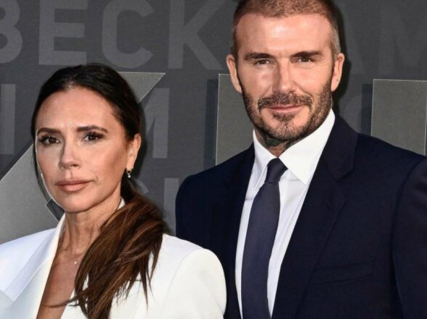 Befason Victoria Beckham: David nuk më ka parë kurrë ‘pa i lyer vetullat’