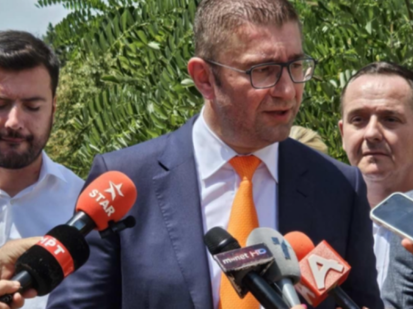 Mickoski: Lufta kundër korrupsionit është prioriteti kryesor i qeverisë