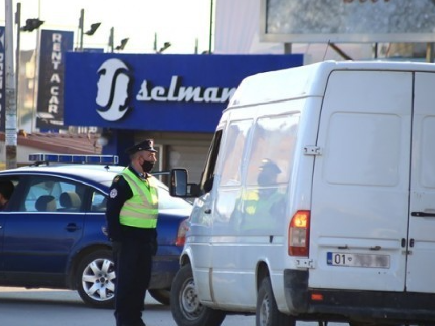 Policia shqiptoi për 24 orë, mbi dy mijë gjoba në trafik