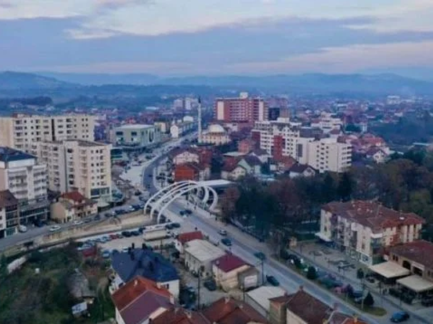 Suhareka merr vendim, për 7 mars s’lejohet asnjë dhuratë tjetër, përveç lules dhe librit