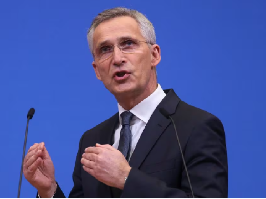 Stoltenberg: NATO nuk ka plane të dërgojë trupa në Ukrainë